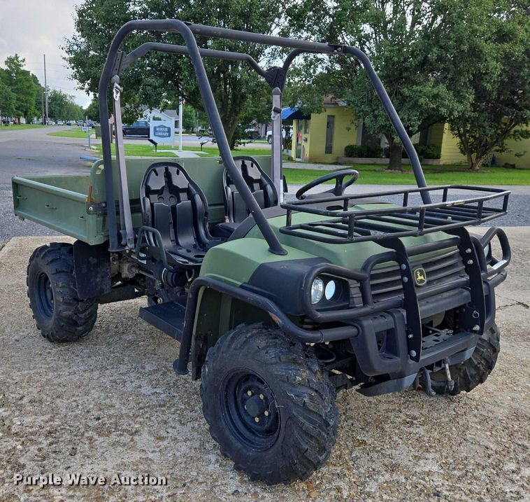 image for item EJ7587 2010 John Deere  Gator  utility vehicle
