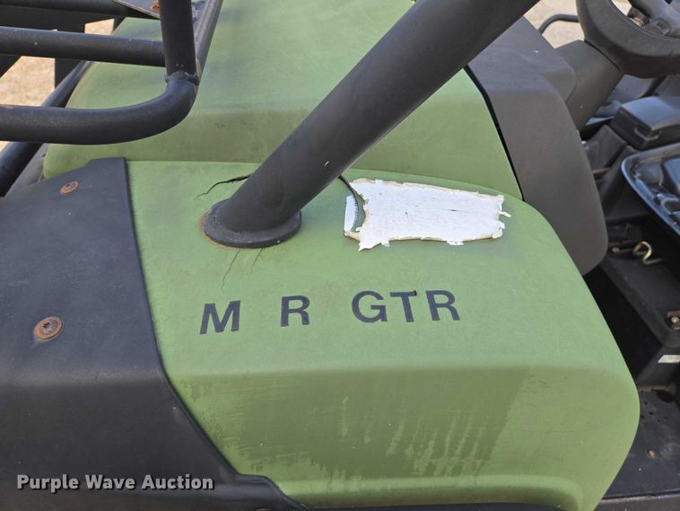 image for item EJ7587 2010 John Deere  Gator  utility vehicle