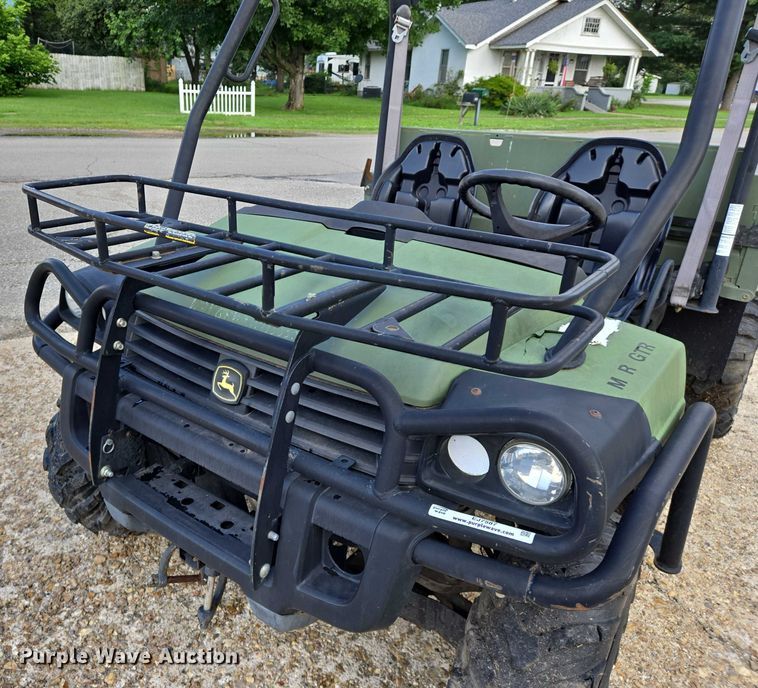 image for item EJ7587 2010 John Deere  Gator  utility vehicle