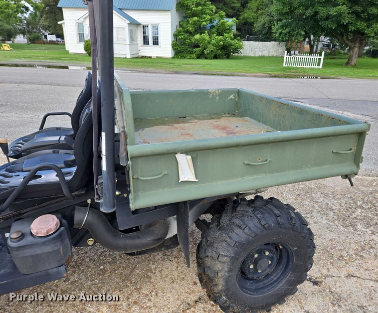image for item EJ7587 2010 John Deere  Gator  utility vehicle