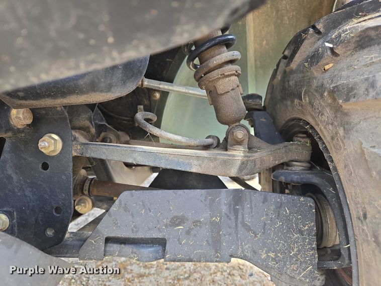 image for item EJ7587 2010 John Deere  Gator  utility vehicle