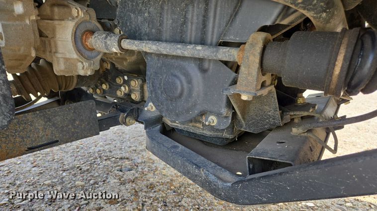 image for item EJ7587 2010 John Deere  Gator  utility vehicle