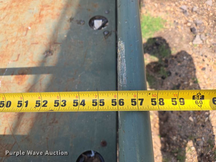 image for item EJ7587 2010 John Deere  Gator  utility vehicle