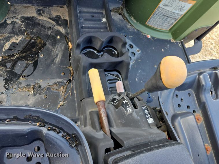 image for item EJ7587 2010 John Deere  Gator  utility vehicle