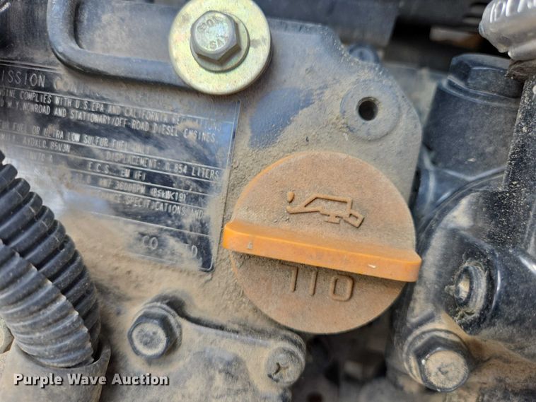 image for item EJ7587 2010 John Deere  Gator  utility vehicle