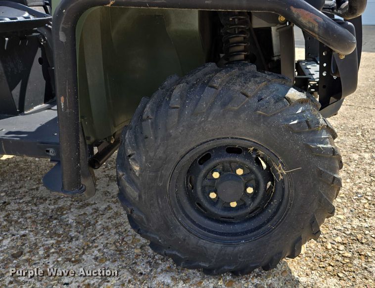 image for item EJ7587 2010 John Deere  Gator  utility vehicle