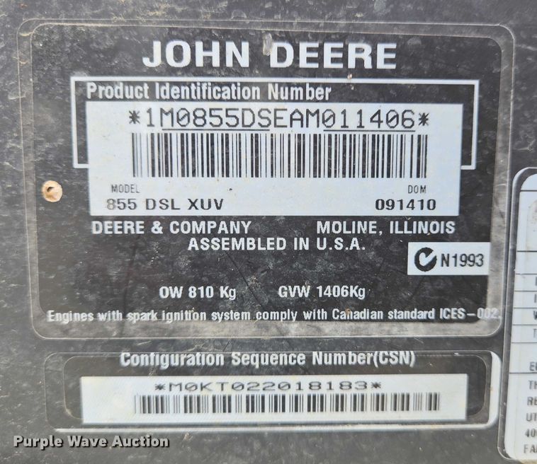 image for item EJ7587 2010 John Deere  Gator  utility vehicle