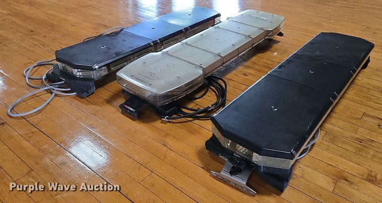 image for item EJ7588 (3) light bar