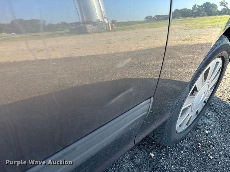 image for item EJ7589 2010 Ford Crown Victoria Police Interceptor 