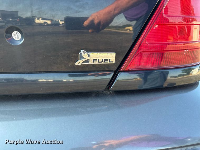 image for item EJ7589 2010 Ford Crown Victoria Police Interceptor 