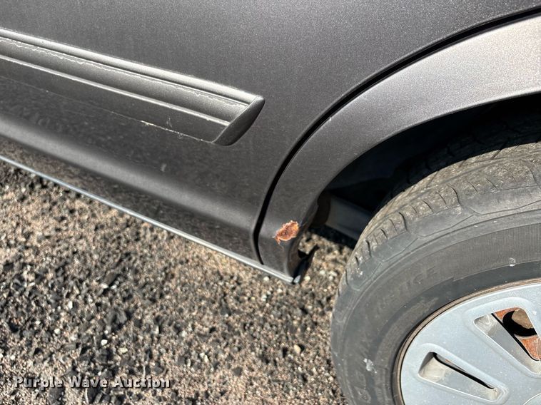 image for item EJ7589 2010 Ford Crown Victoria Police Interceptor 