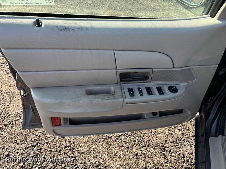 image for item EJ7589 2010 Ford Crown Victoria Police Interceptor 