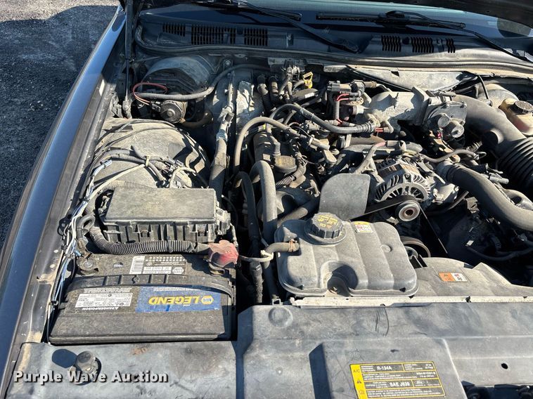 image for item EJ7589 2010 Ford Crown Victoria Police Interceptor 