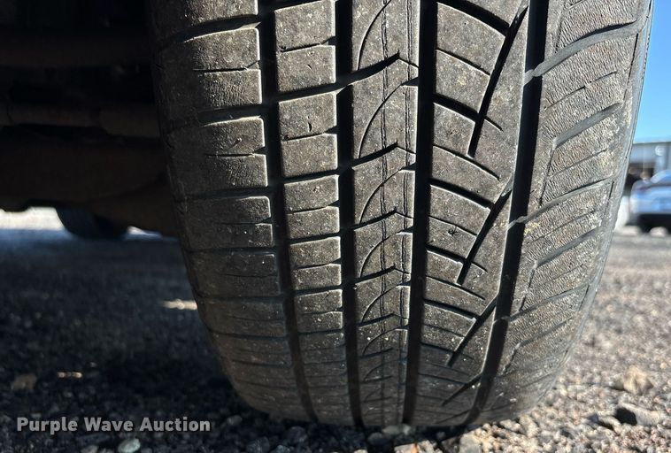 image for item EJ7589 2010 Ford Crown Victoria Police Interceptor 