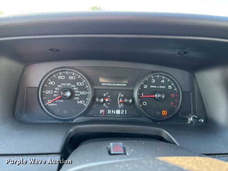 image for item EJ7590 2011 Ford Crown Victoria Police Interceptor 