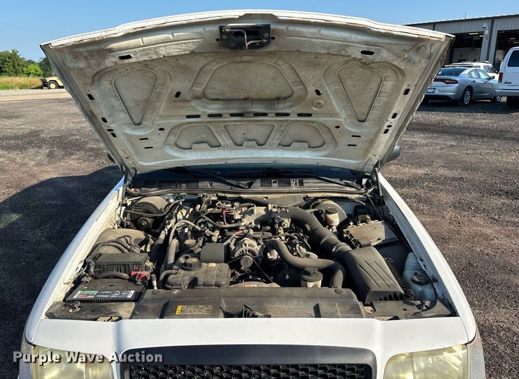 image for item EJ7590 2011 Ford Crown Victoria Police Interceptor 