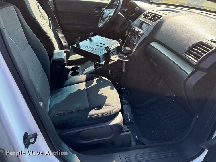 image for item EJ7591 2014 Ford Explorer Police interceptor SUV