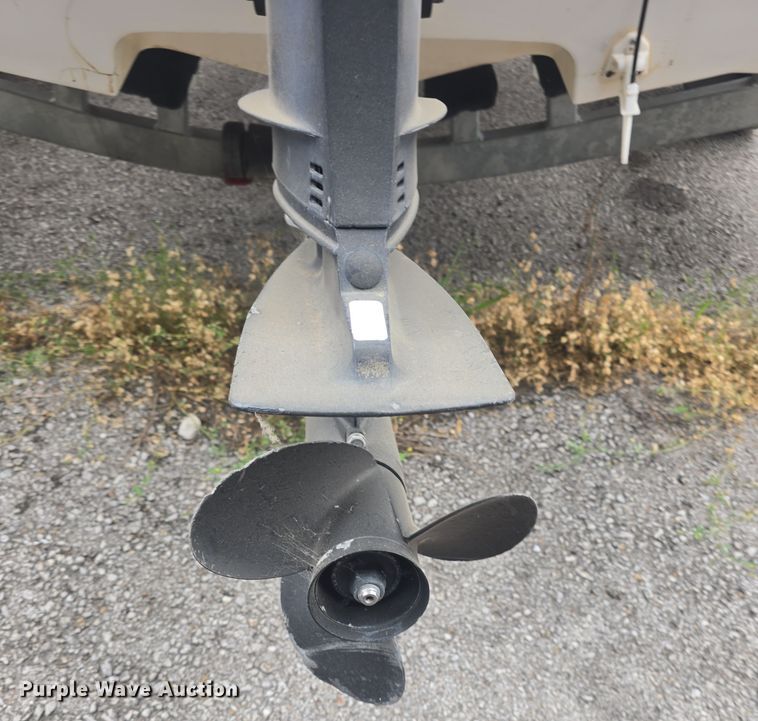 image for item EK5334 2001 Tracker Nitro 1800 boat