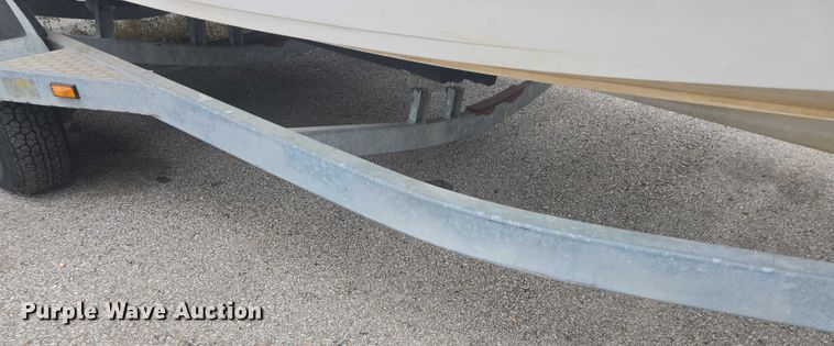 image for item EK5334 2001 Tracker Nitro 1800 boat