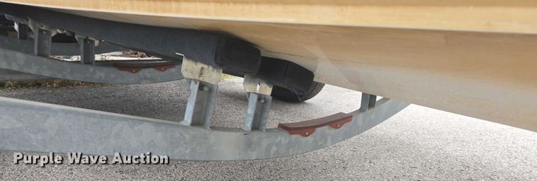 image for item EK5334 2001 Tracker Nitro 1800 boat