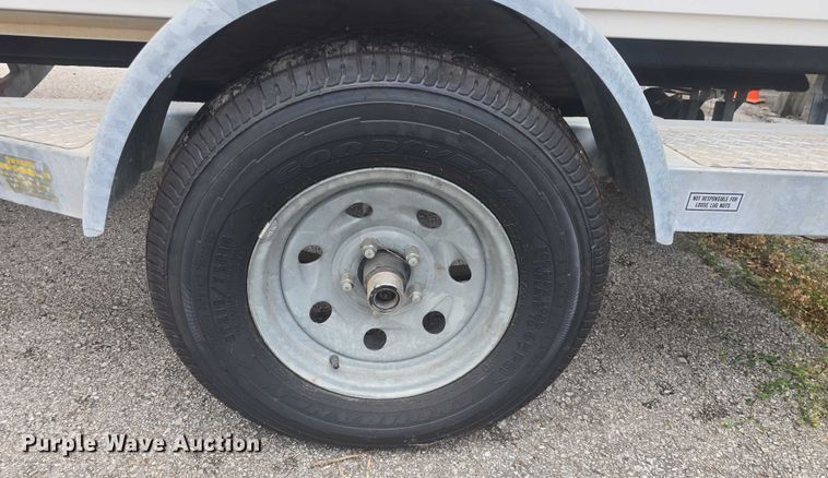 image for item EK5334 2001 Tracker Nitro 1800 boat