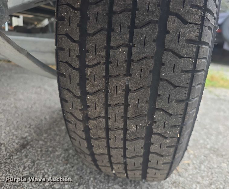 image for item EK5334 2001 Tracker Nitro 1800 boat