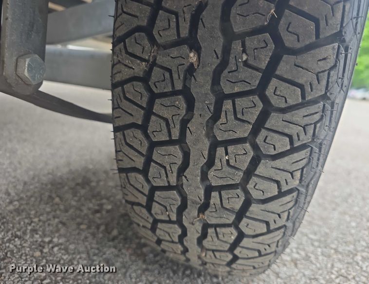 image for item EK5334 2001 Tracker Nitro 1800 boat