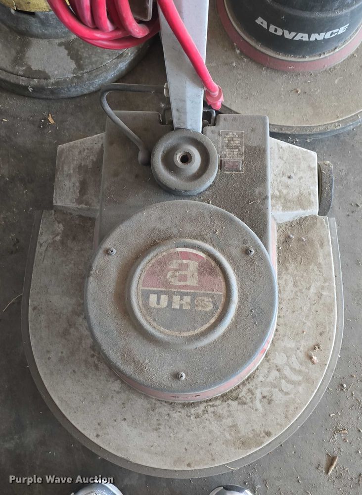 image for item EK5337 (3) floor buffers