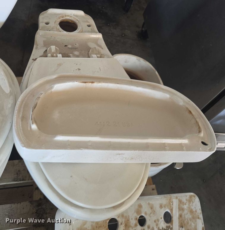 image for item EK5342 Bathroom equipment