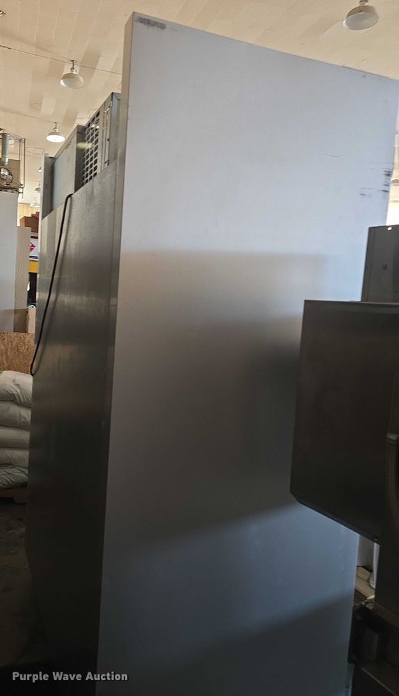 image for item EK5343 Traulsen fridge