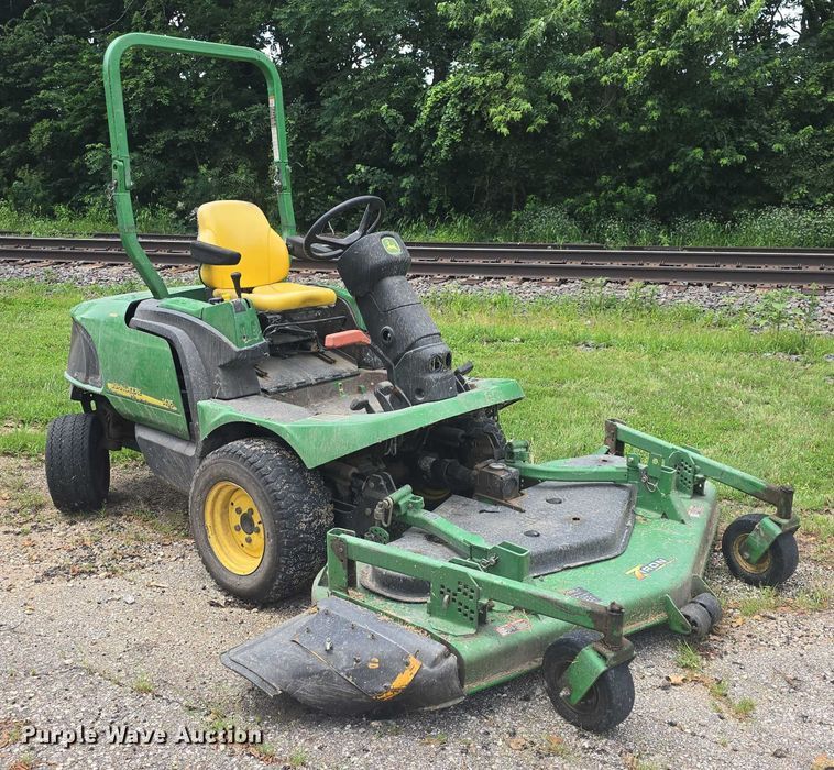 image for item EK5353 2002 John Deere 1435 lawn mower