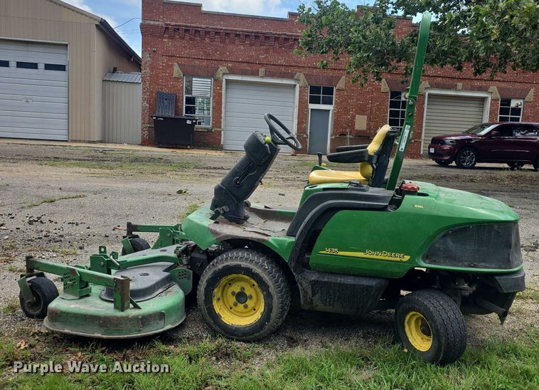 image for item EK5353 2002 John Deere 1435 lawn mower