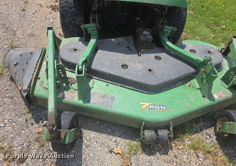 image for item EK5353 2002 John Deere 1435 lawn mower