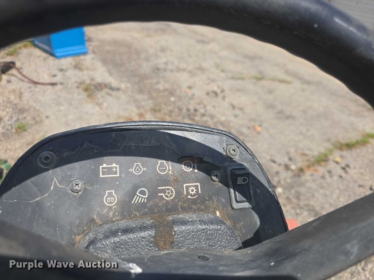 image for item EK5353 2002 John Deere 1435 lawn mower