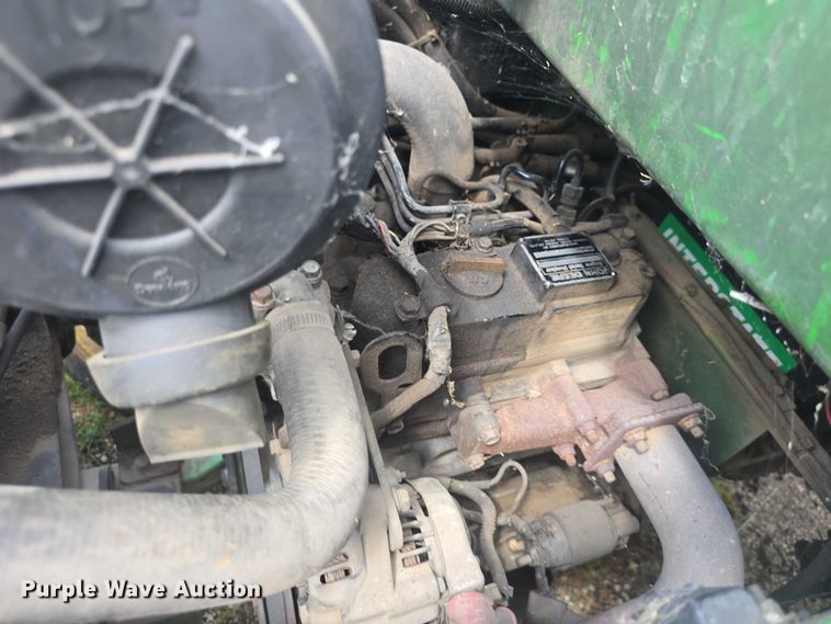 image for item EK5353 2002 John Deere 1435 lawn mower