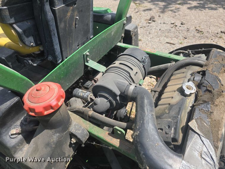 image for item EK5353 2002 John Deere 1435 lawn mower