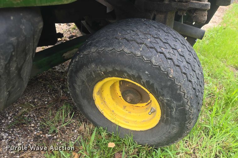 image for item EK5353 2002 John Deere 1435 lawn mower