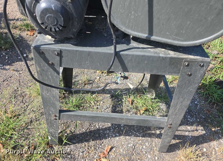 image for item EK5355 (2) Craftsman shop tools