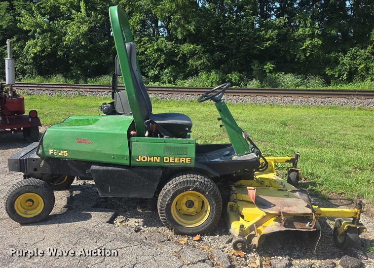 image for item EK5356 John Deere F925 lawn mower