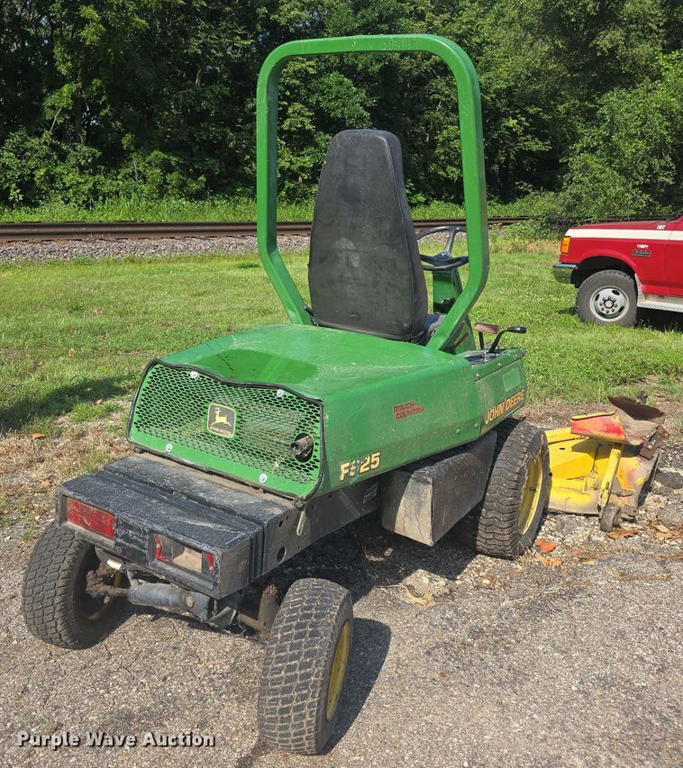 image for item EK5356 John Deere F925 lawn mower