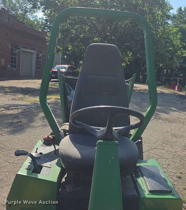 image for item EK5356 John Deere F925 lawn mower