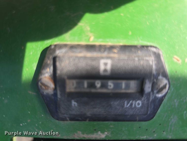 image for item EK5356 John Deere F925 lawn mower