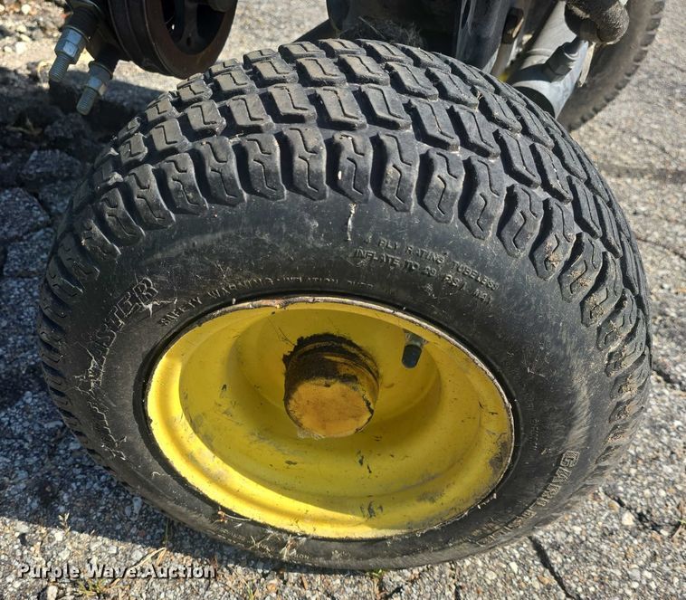 image for item EK5356 John Deere F925 lawn mower