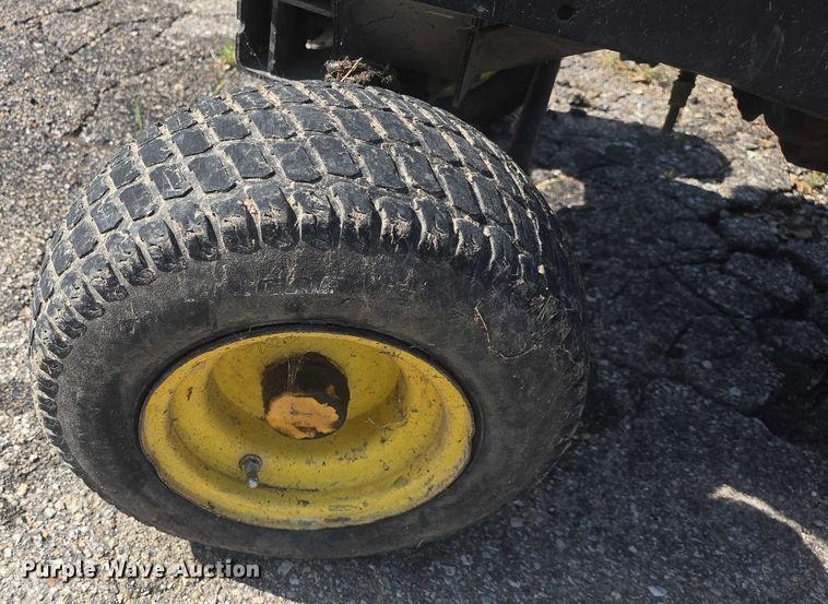 image for item EK5356 John Deere F925 lawn mower