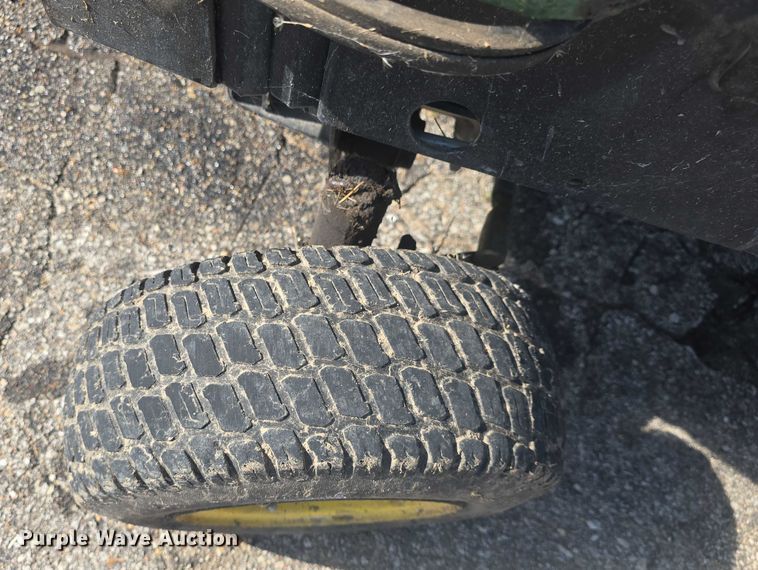 image for item EK5356 John Deere F925 lawn mower