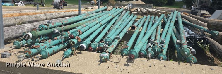 image for item EK5358 Approximately 32 light poles