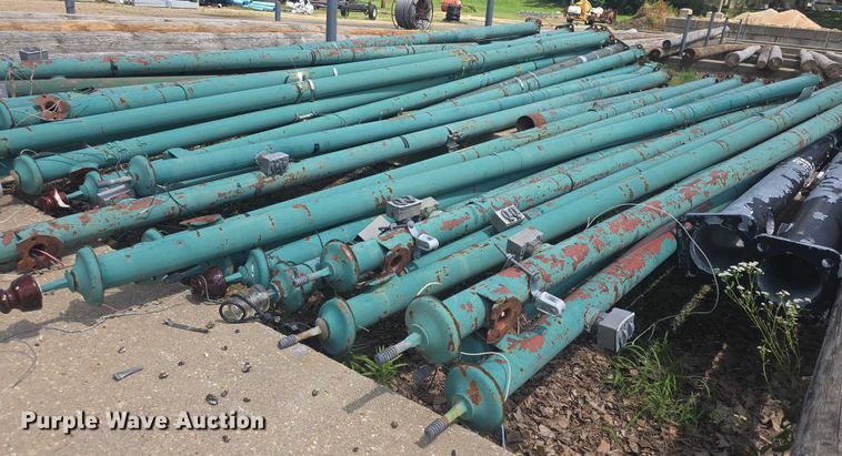 image for item EK5358 Approximately 32 light poles