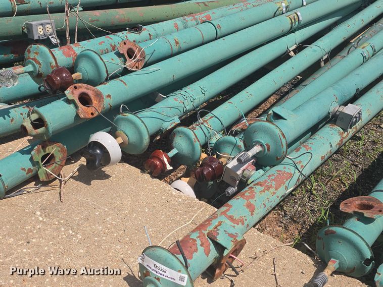 image for item EK5358 Approximately 32 light poles