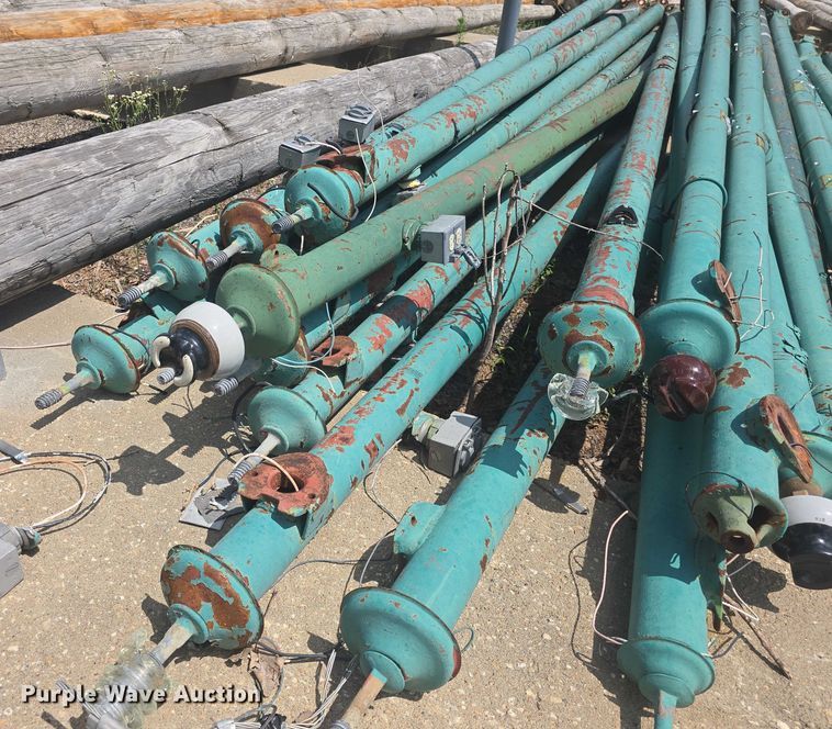 image for item EK5358 Approximately 32 light poles