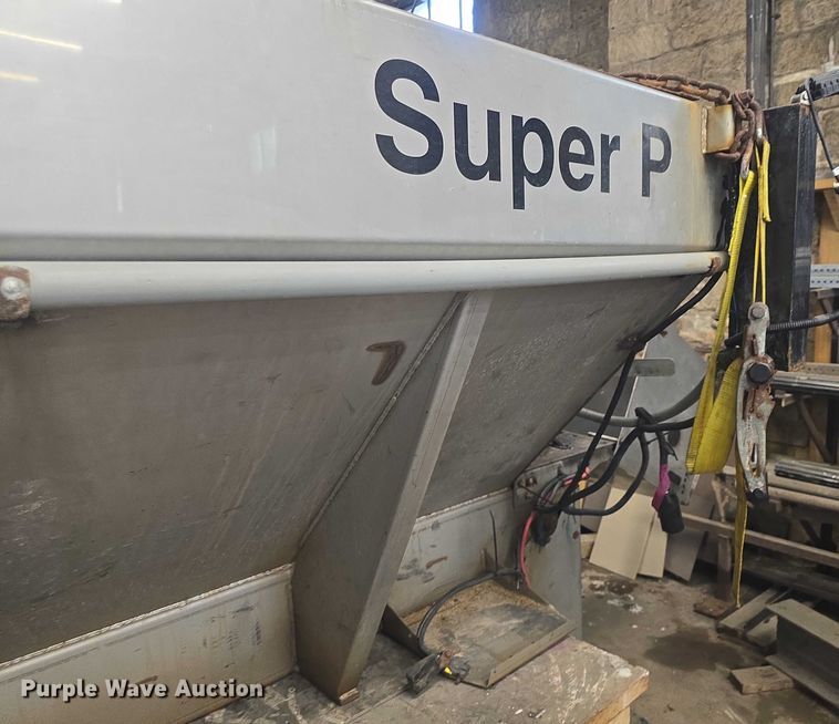 image for item EK5359 Hi-Way Super P spreader